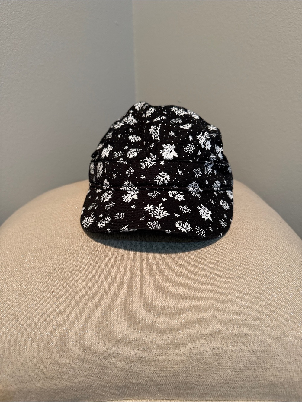 Black Floral Print Women’s Cap
